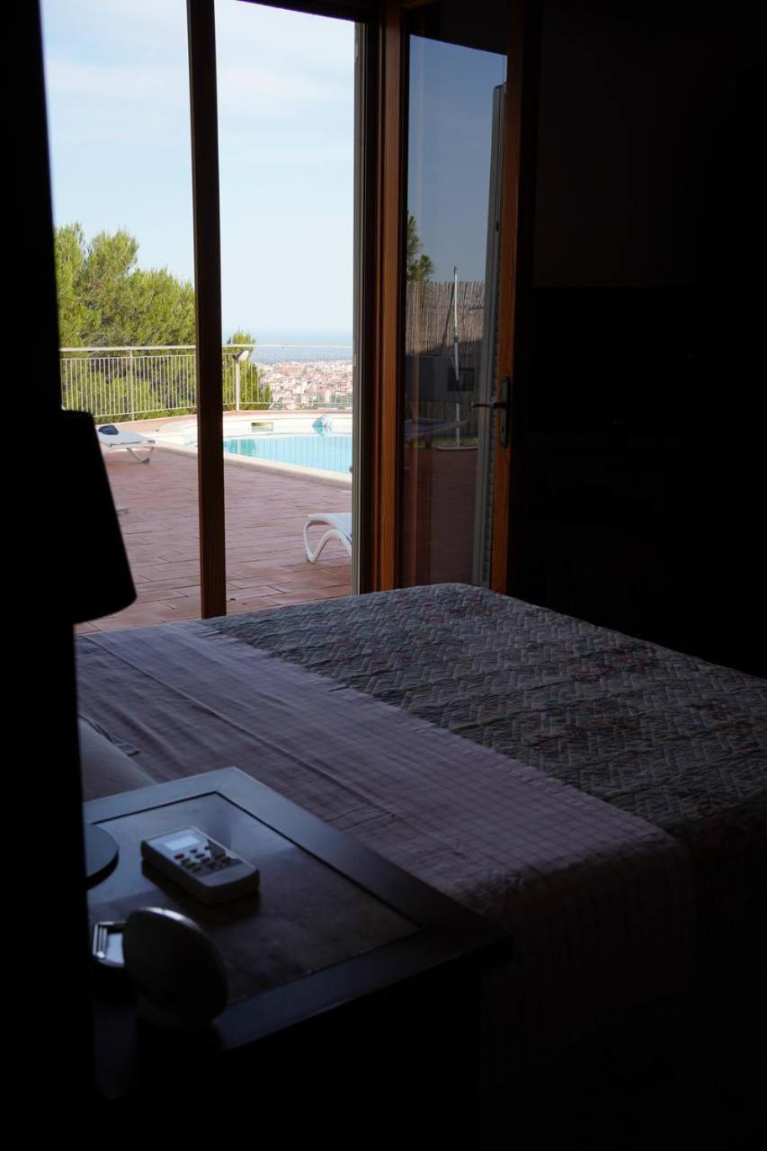 Holiday Flower Villa Panoramica Sul Golfo Di Catania Мистербианко Екстериор снимка